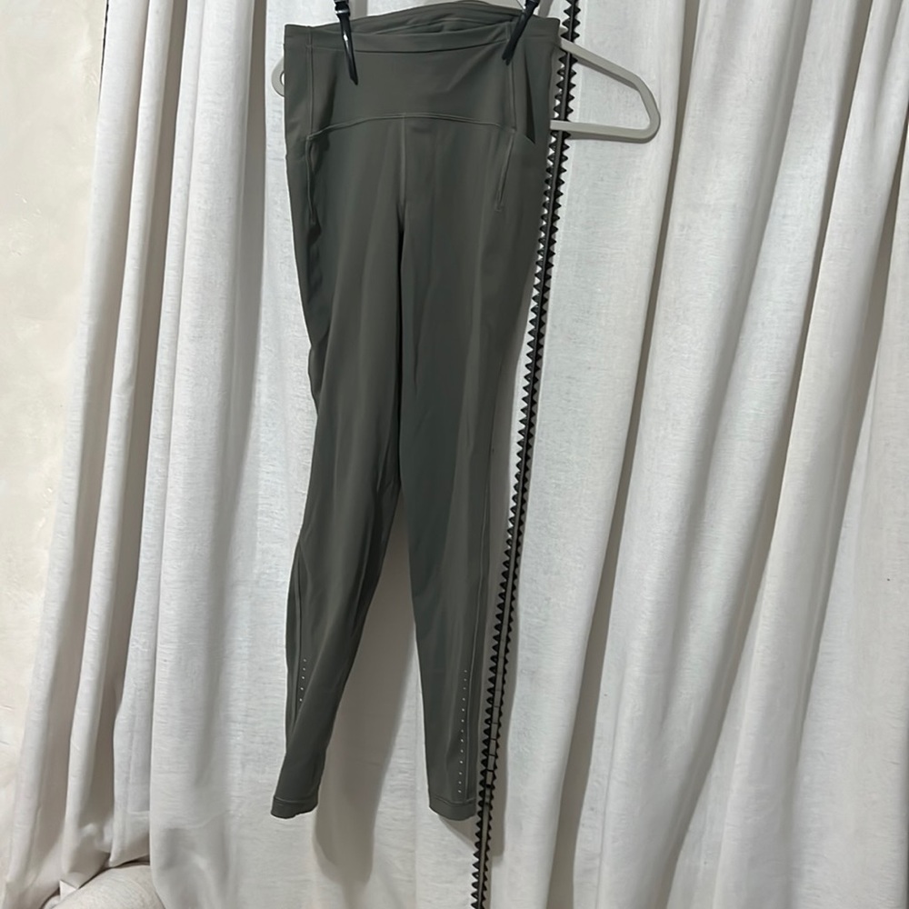 Lululemon Swift Speed High Rise Right 28’- green